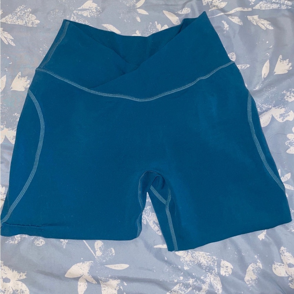 Alphalete surface path shorts